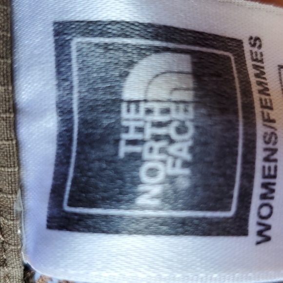The North Face brown nylon cargo hiking Capri. Size 8 - Picture 3 of 16